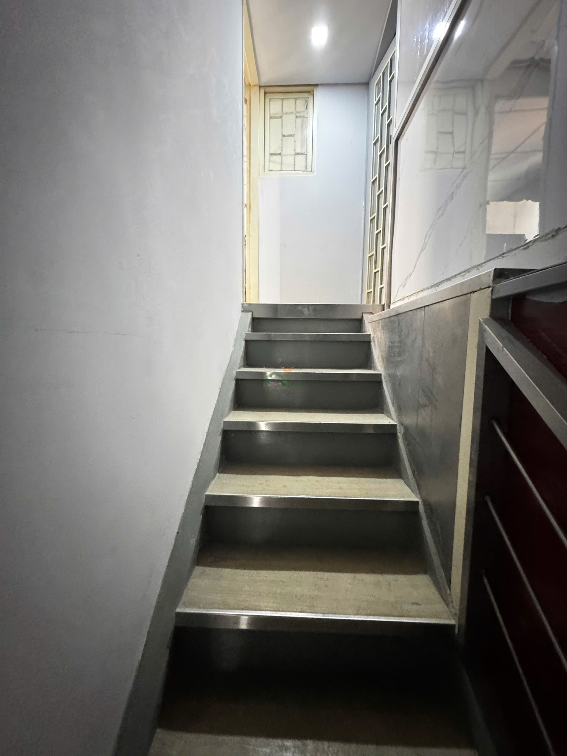 Ảnh MR113-G07, Phòng gần khu vực để xe và cầu thang bộ, sảnh chung